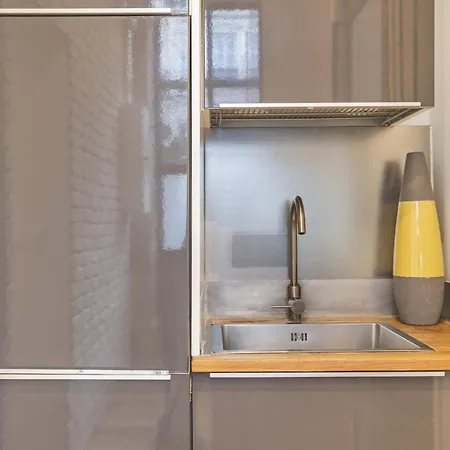 Apartment Bulle